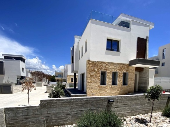 Diogenous Luxury Villas