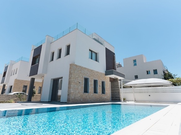 Diogenous Luxury Villas